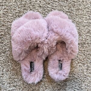 Nine West purple slippers